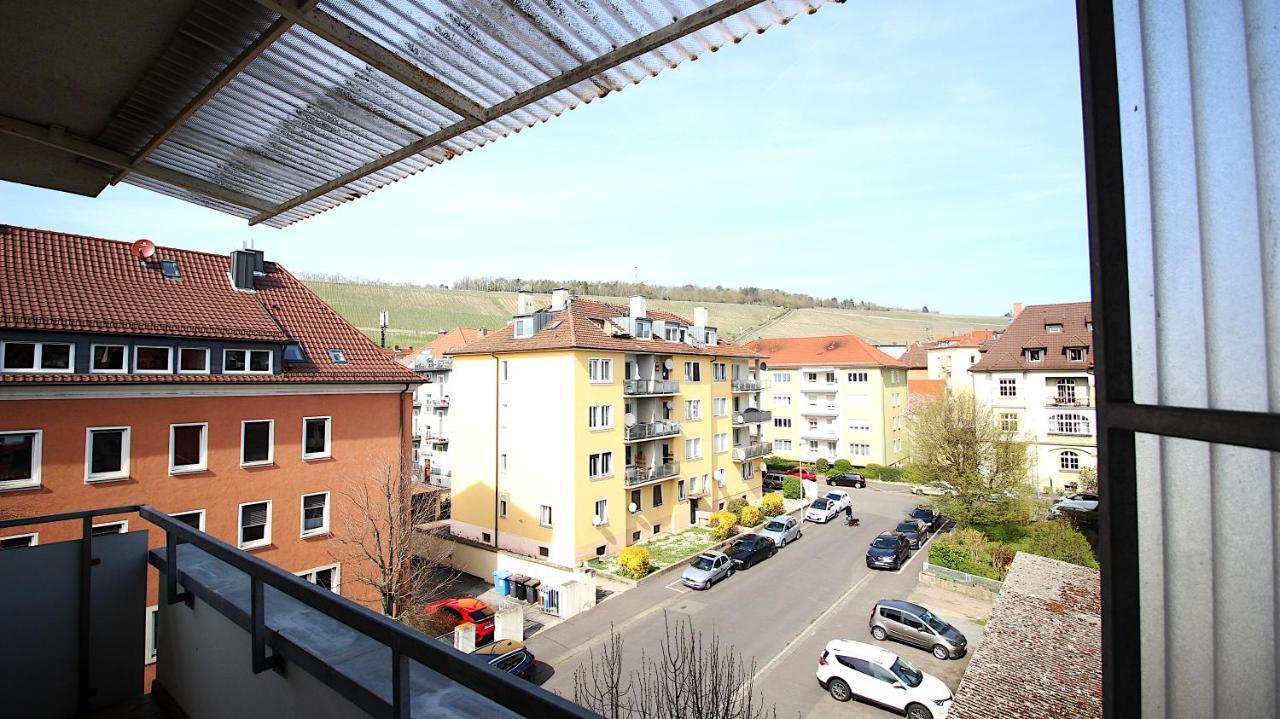 Grosszuegige Stadtwohnung - Garage, Balkon เวิร์ซบวร์ก ภายนอก รูปภาพ